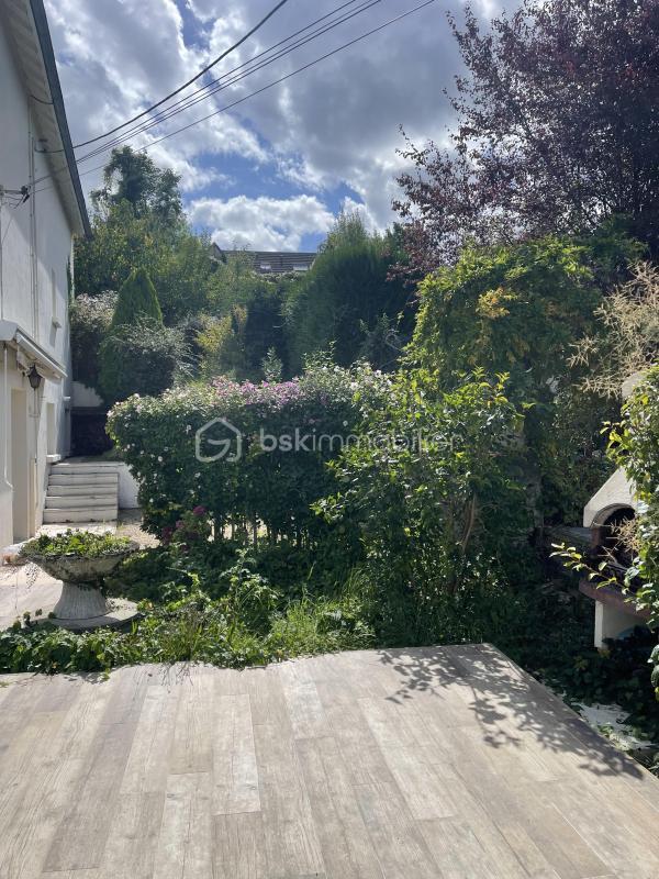 Maison - 121 m² - 5 pièces