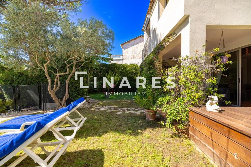 Villa - 196 m² - 6 pièces