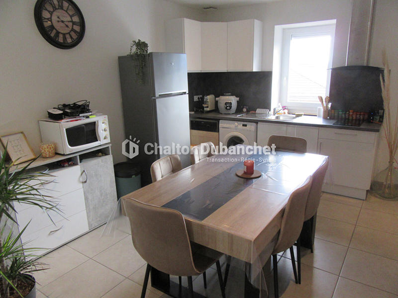 Immeuble - 210 m² - 8 pièces