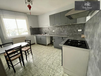 Maison - 140 m² - 4 pièces