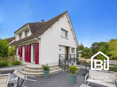 Maison - 170 m² - 7 pièces