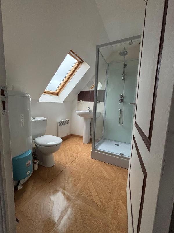 Studio - 14 m² - 1 pièce