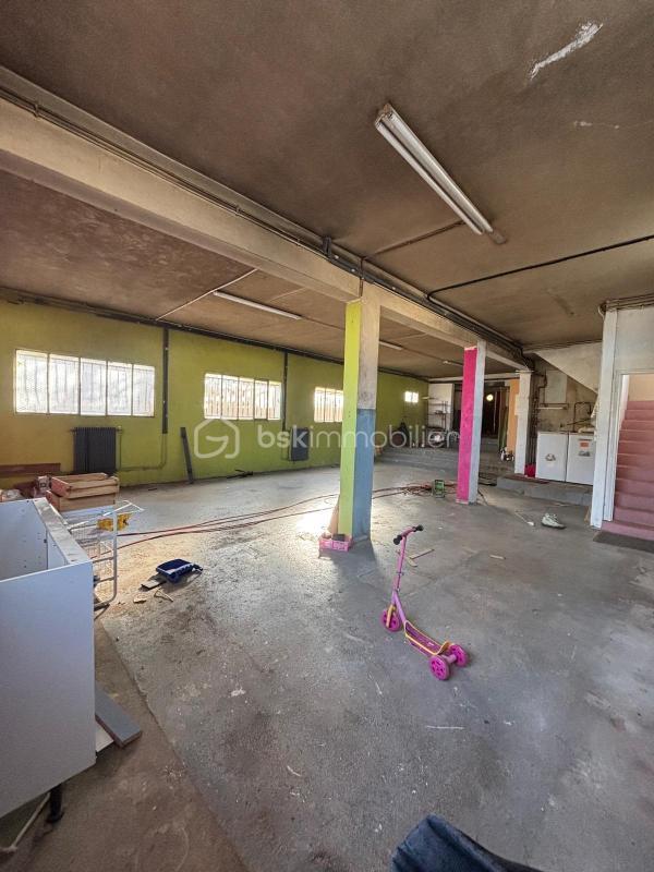 Maison - 183 m² - 7 pièces