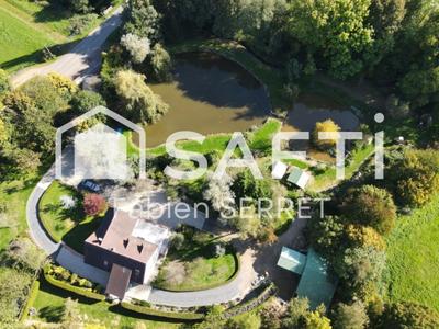 Maison - 232 m² - 8 pièces