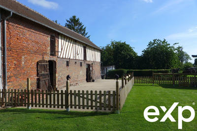 Maison - 845 m² - 12 pièces