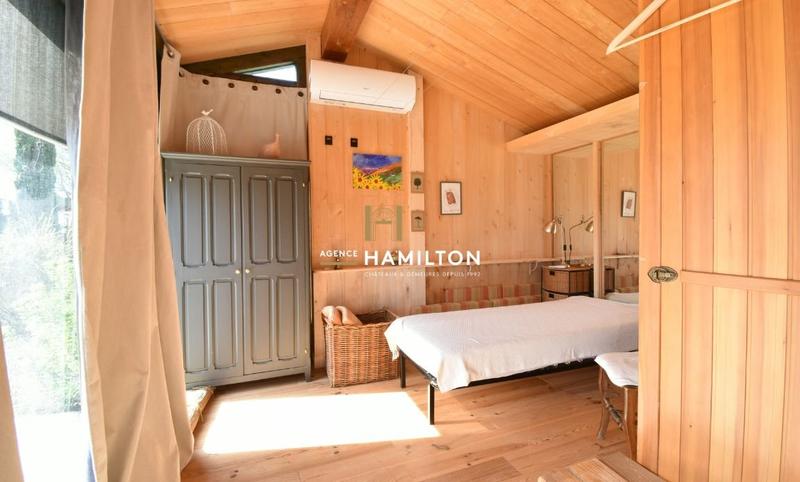 Maison - 143 m² - 5 pièces