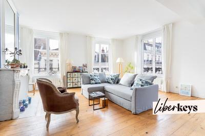 Appartement bourgeois - 66 m² - 2 pièces