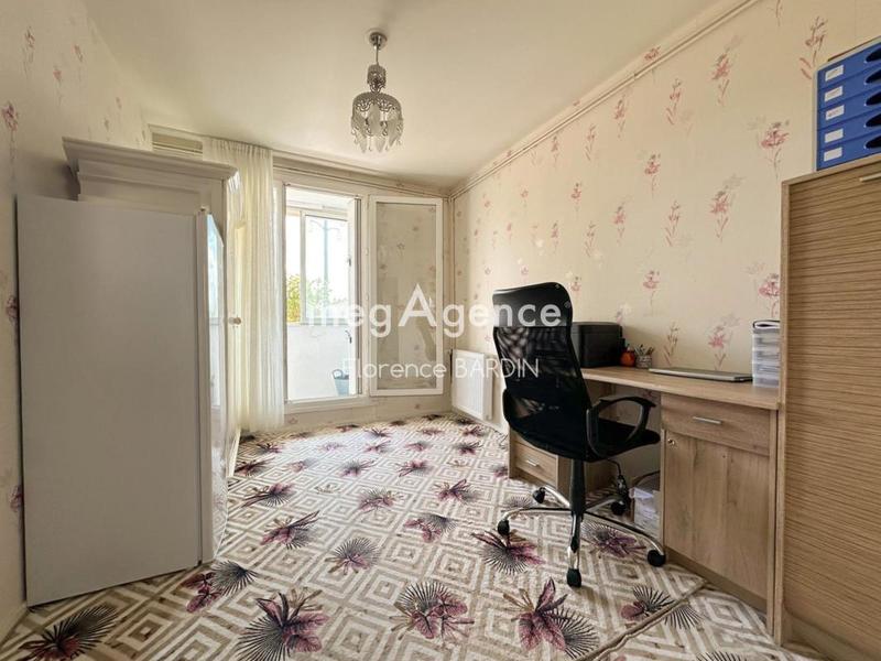Appartement - 86 m² - 5 pièces