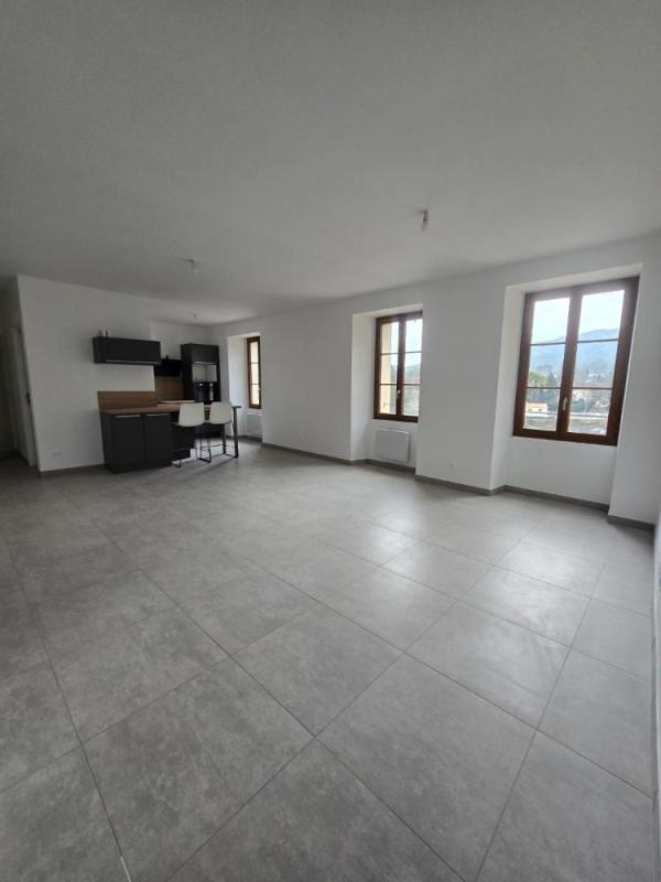 Appartement - 98 m² - 4 pièces