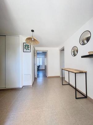 Maison de ville - 200 m² - 6 pièces