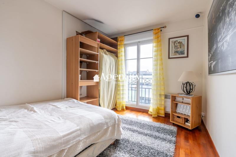Appartement - 80 m² - 4 pièces