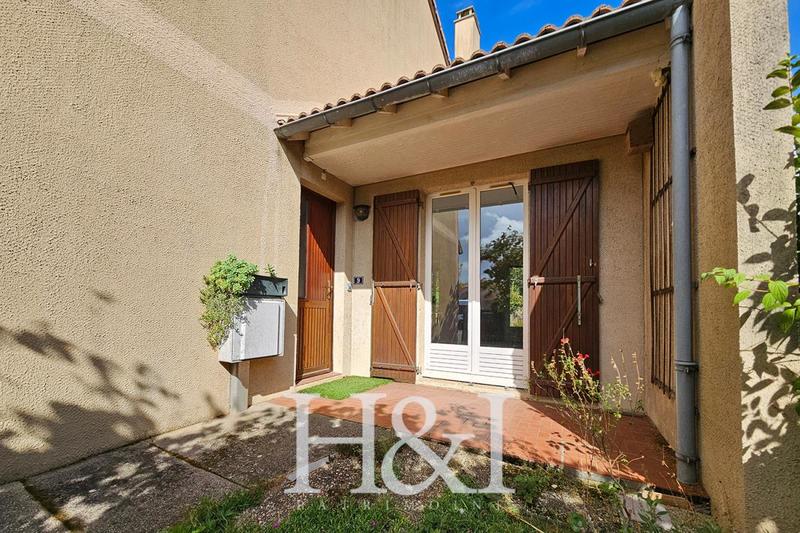 Propriété - 104 m² - 6 pièces