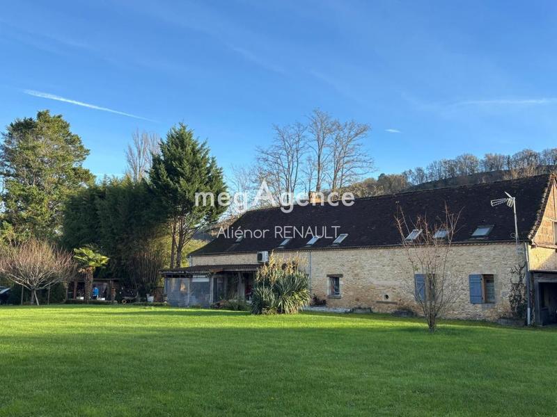Maison de campagne - 360 m² - 13 pièces