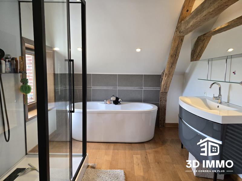 Maison - 230 m² - 7 pièces