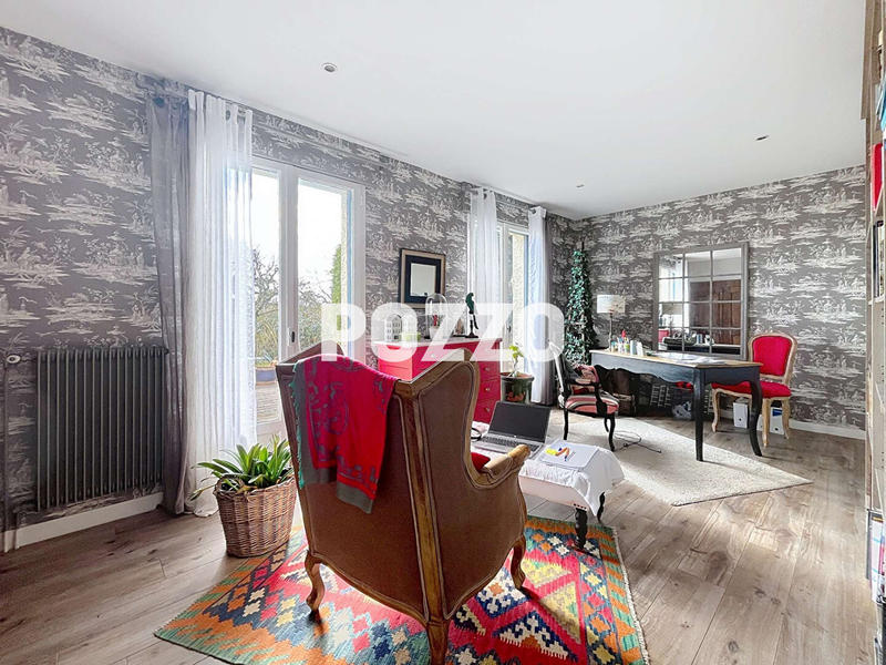 Maison - 170 m² - 7 pièces