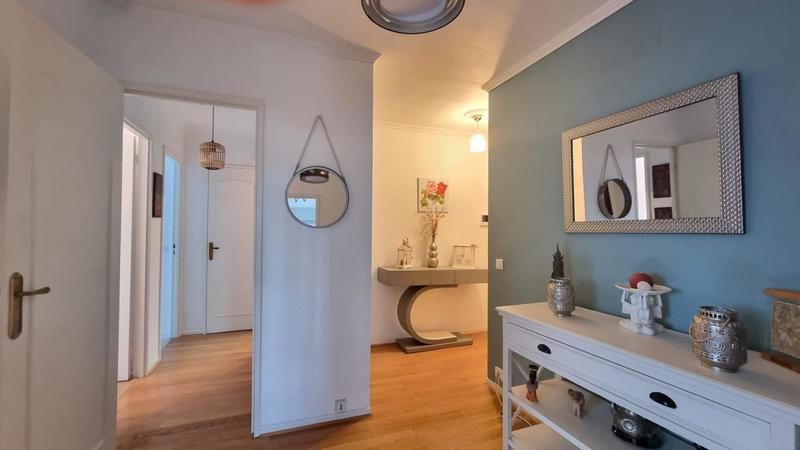 Appartement - 72 m² - 3 pièces