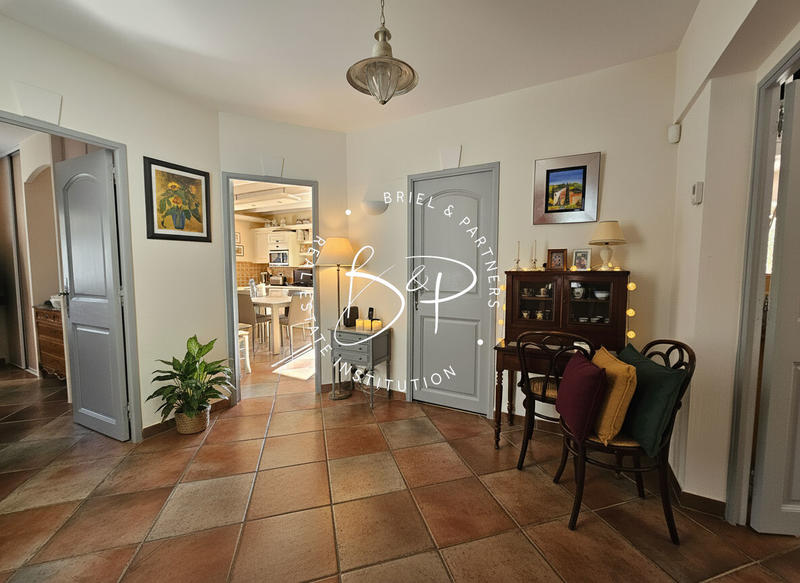 Maison - 190 m² - 6 pièces