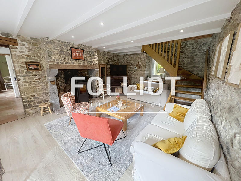 Maison - 157 m² - 7 pièces