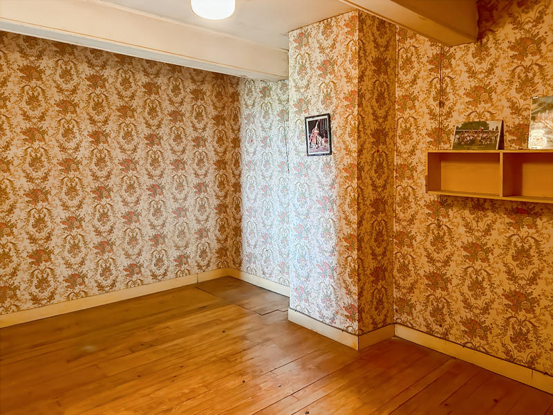 Propriété - 252 m² - 8 pièces