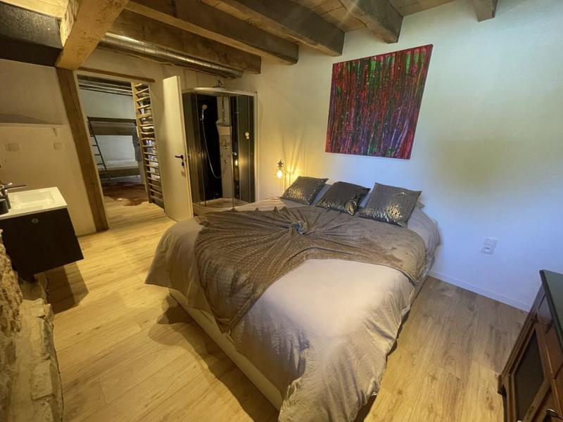 Propriété - 285 m² - 7 pièces