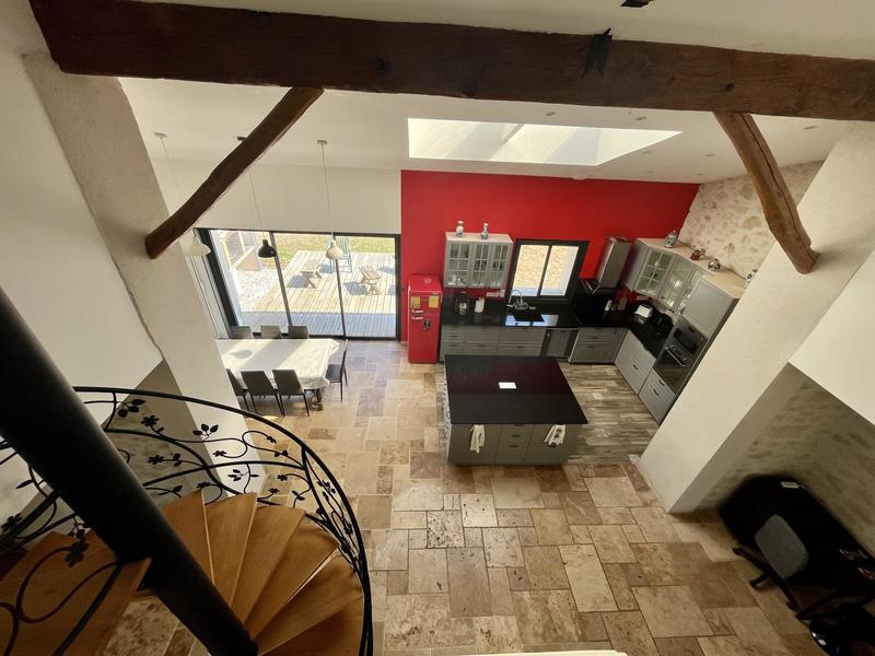 Maison - 190 m² - 6 pièces