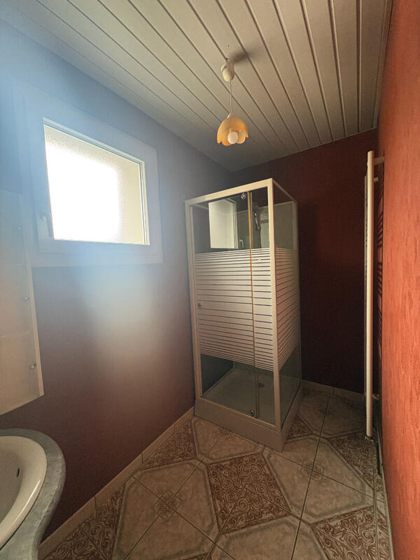 Maison - 142 m² - 7 pièces