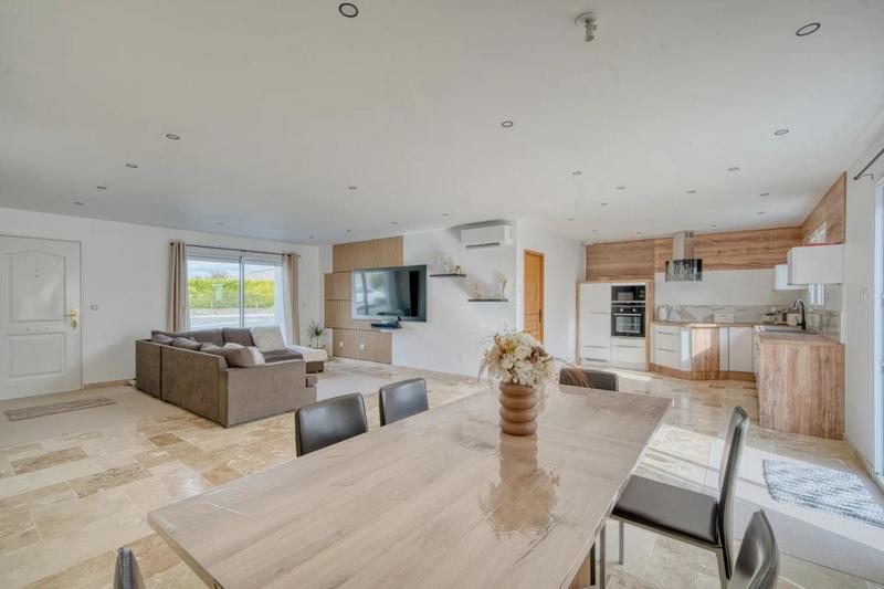 Pavillon - 105 m² - 4 pièces