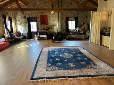 Maison - 430 m² - 16 pièces