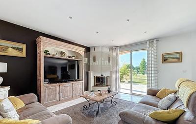 Maison - 145 m² - 5 pièces