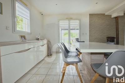 Maison - 105 m² - 6 pièces