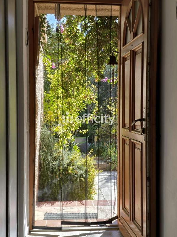 Pavillon - 98 m² - 5 pièces