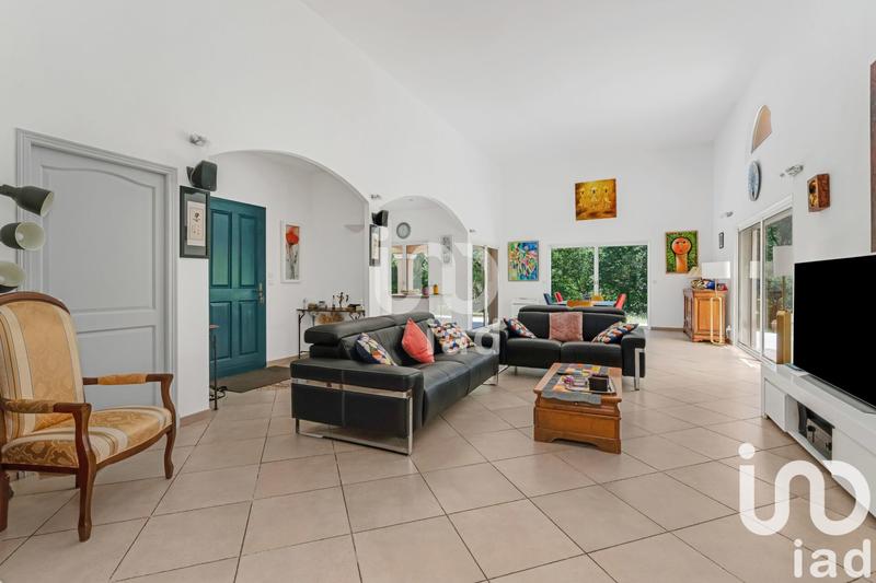 Maison - 188 m² - 7 pièces