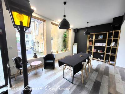 Local commercial - 95 m² - 6 pièces