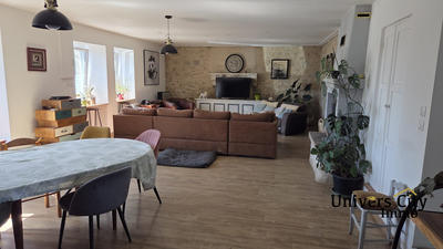 Maison - 170 m² - 5 pièces