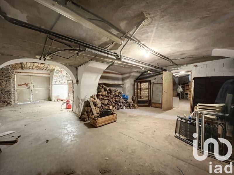 Maison de village - 216 m² - 10 pièces