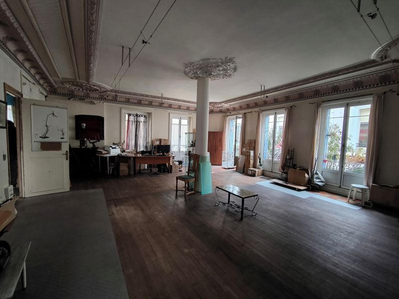 Immeuble - 461 m² - 15 pièces