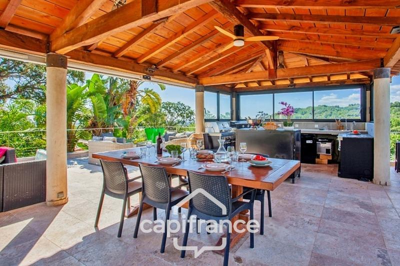 Maison - 186 m² - 6 pièces