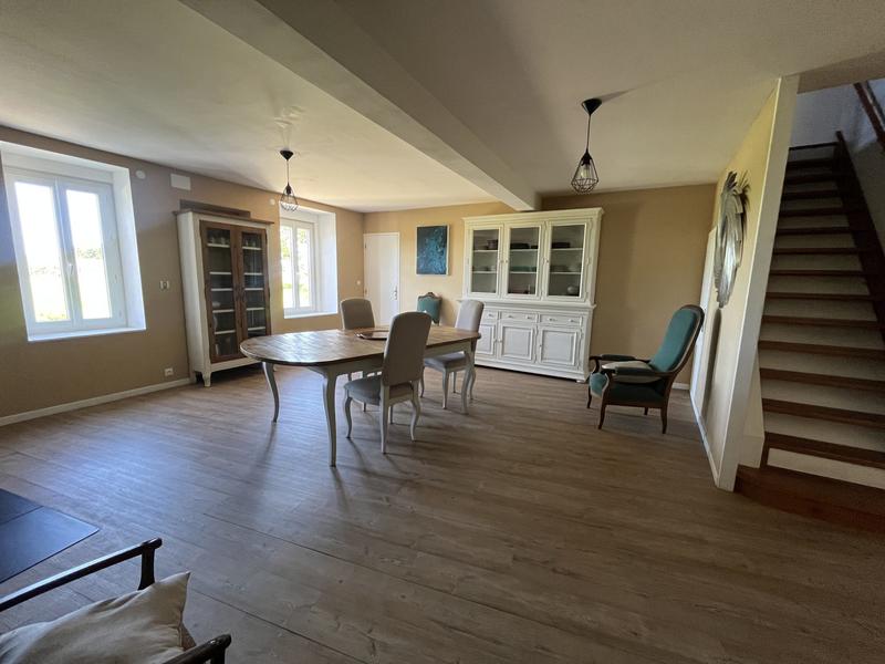 Maison ancienne - 220 m² - 7 pièces