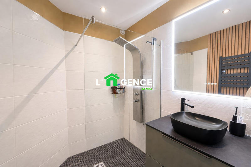 Villa - 160 m² - 6 pièces