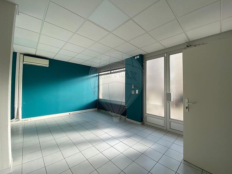 Bureau - 226 m² - 6 pièces