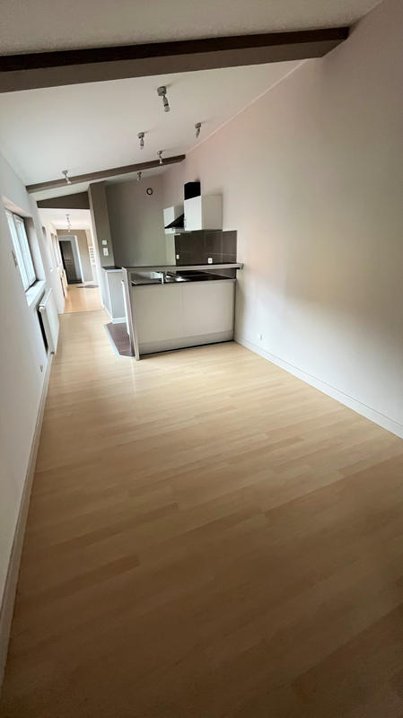 Appartement - 82 m² - 3 pièces