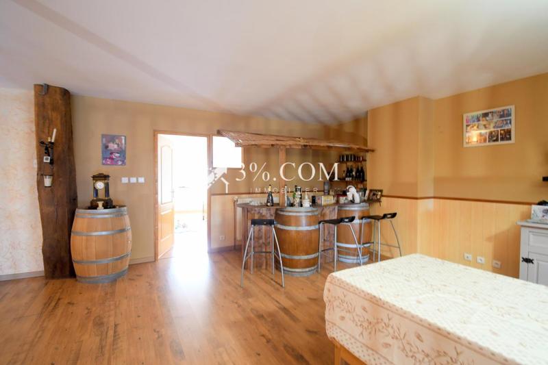 Maison de village - 390 m² - 7 pièces