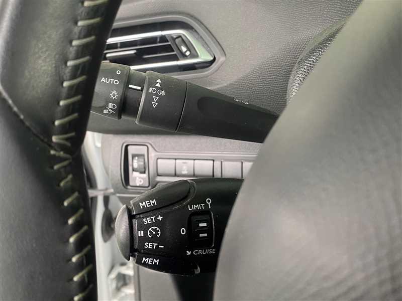 Peugeot 308 Affaire 1.5 BlueHDI 100ch Premium Pack Bvm6