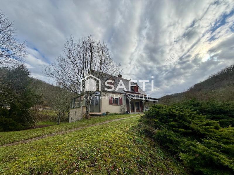 Maison - 171 m² - 6 pièces