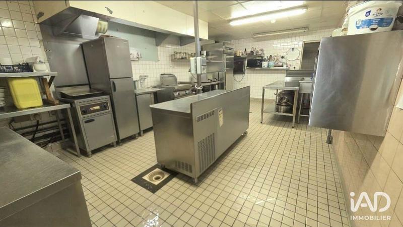 Local commercial - 1 100 m²