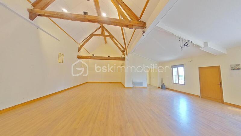 Immeuble - 220 m² - 7 pièces