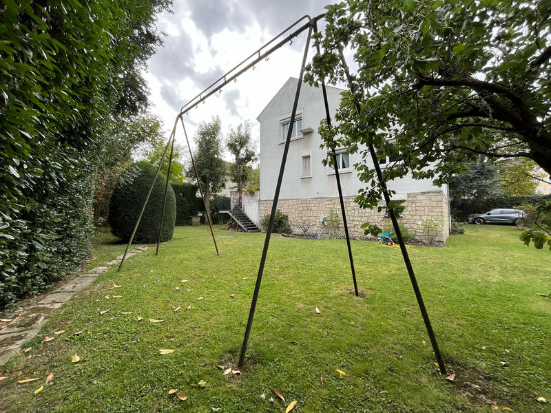 Maison - 115 m² - 6 pièces