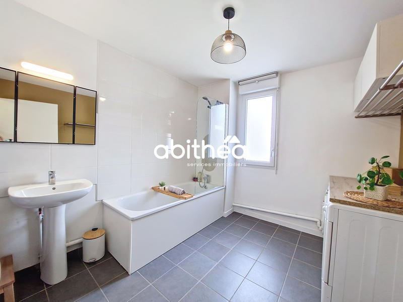 Maison - 89 m² - 4 pièces