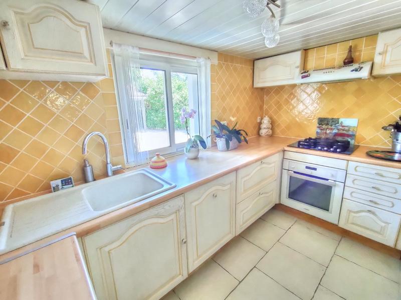 Maison - 95 m² - 5 pièces