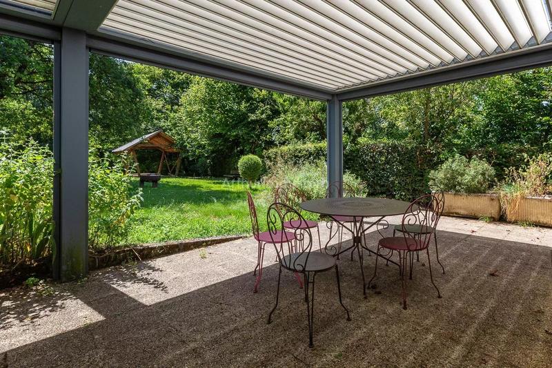 Maison - 164 m² - 12 pièces